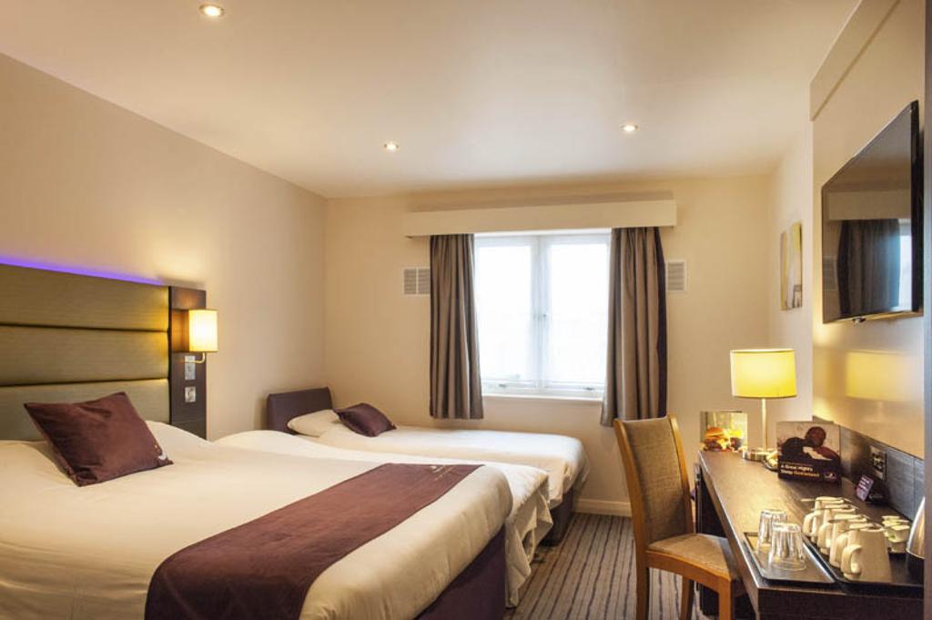 Premier Inn London Wandsworth Δωμάτιο φωτογραφία