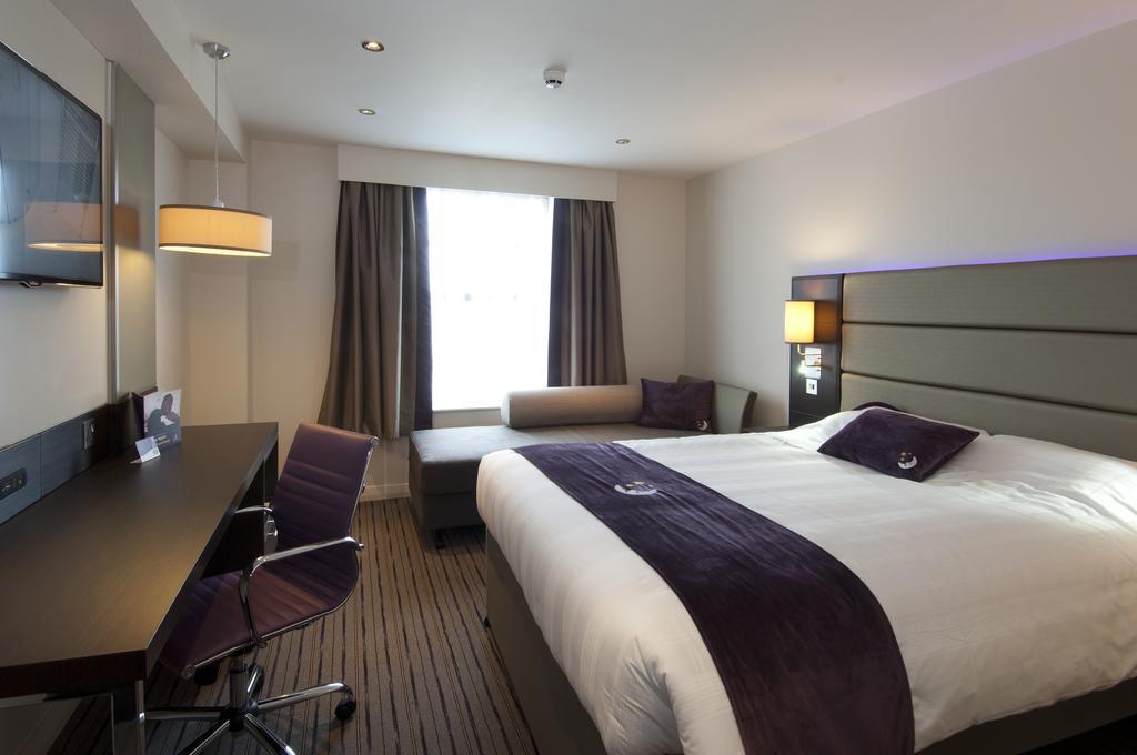 Premier Inn London Wandsworth Εξωτερικό φωτογραφία